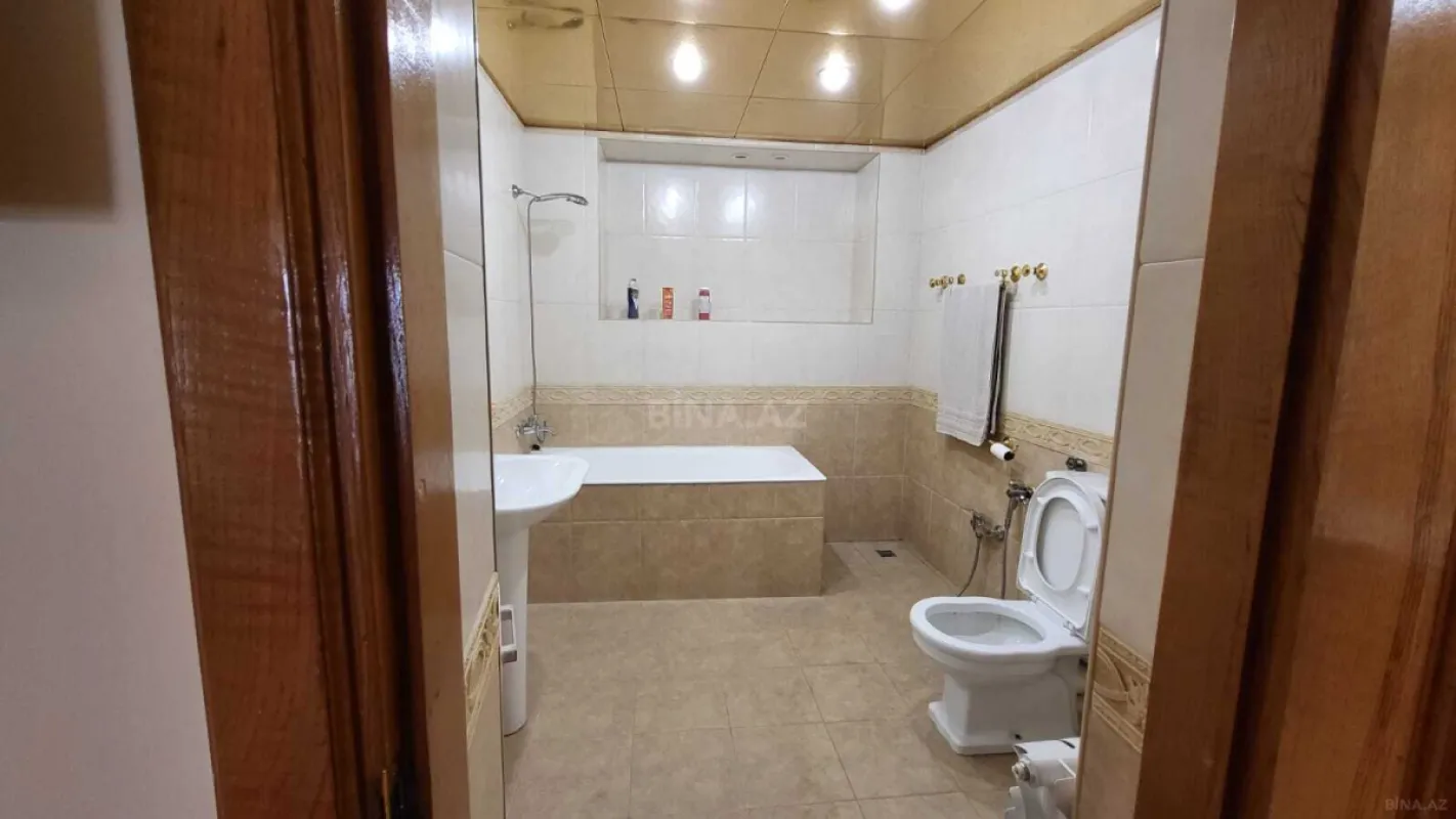 Kirayə verilir obyekt 220 m²