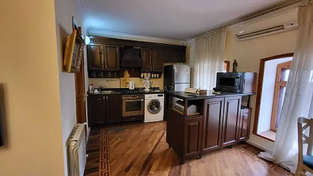 Kirayə verilir obyekt 220 m²