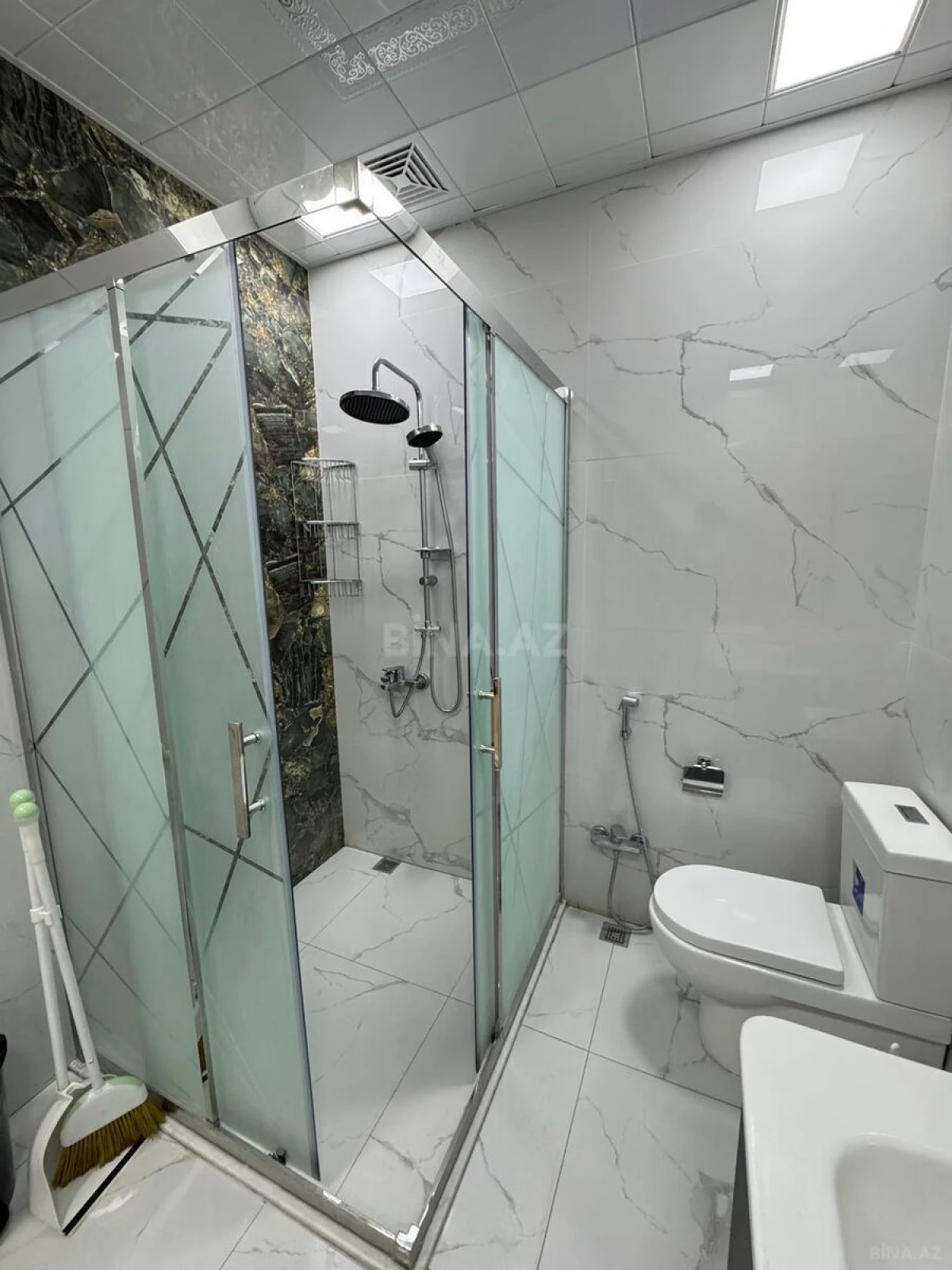 Kirayə verilir 3 otaqlı mənzil 75 m²