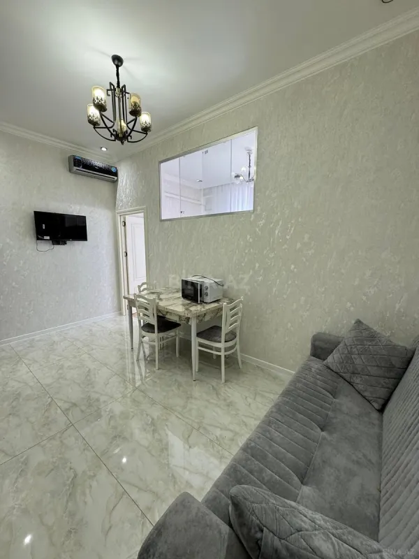 Kirayə verilir 3 otaqlı mənzil 75 m²