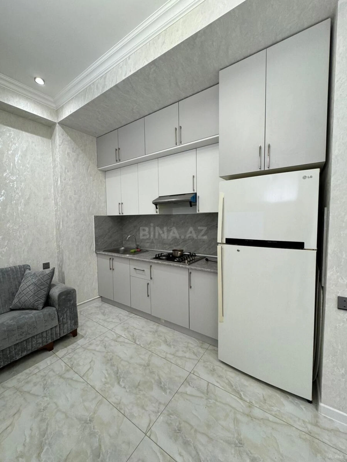 Kirayə verilir 3 otaqlı mənzil 75 m²