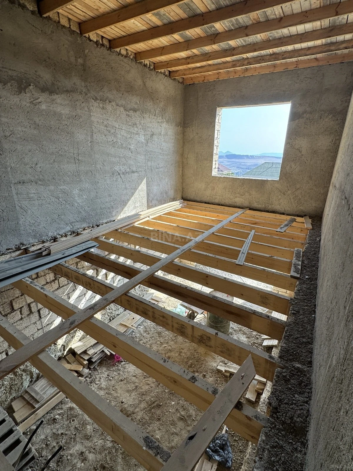 Satılır 4 otaqlı həyət evi 170 m²