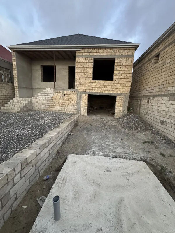 Satılır 4 otaqlı həyət evi 170 m²