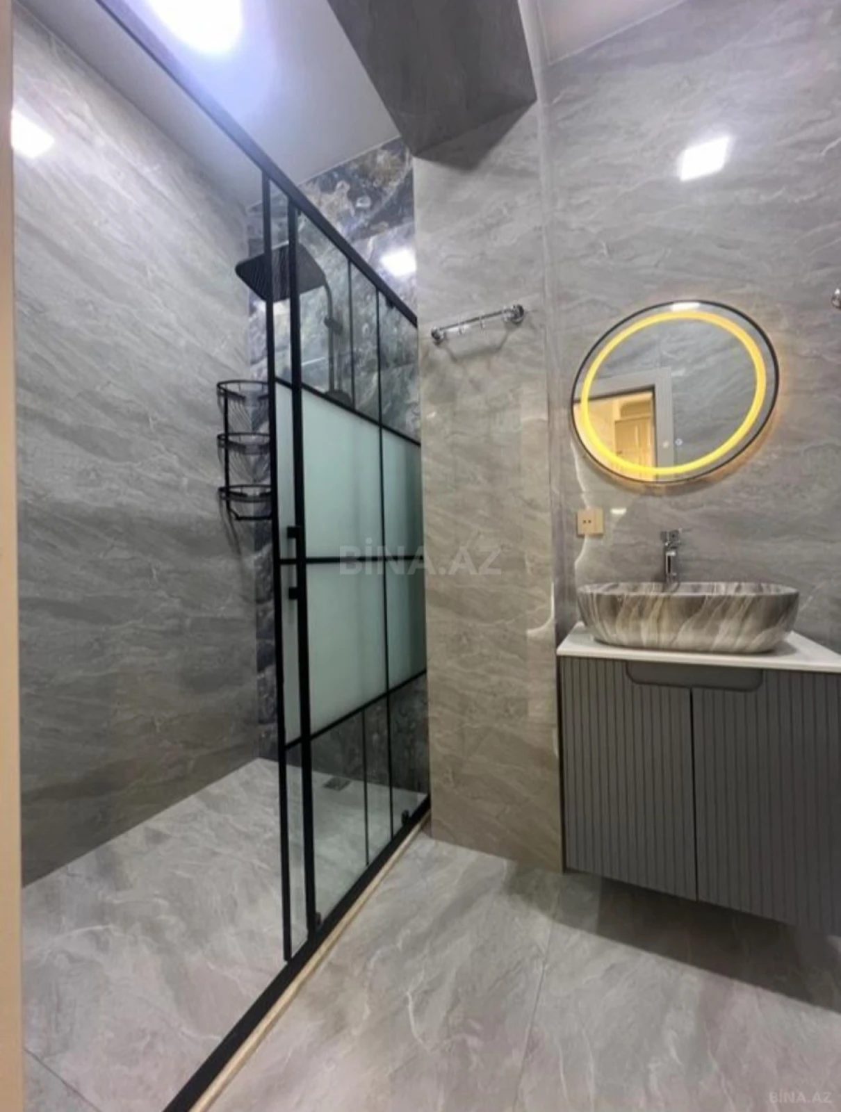 Satılır 3 otaqlı mənzil 86 m²
