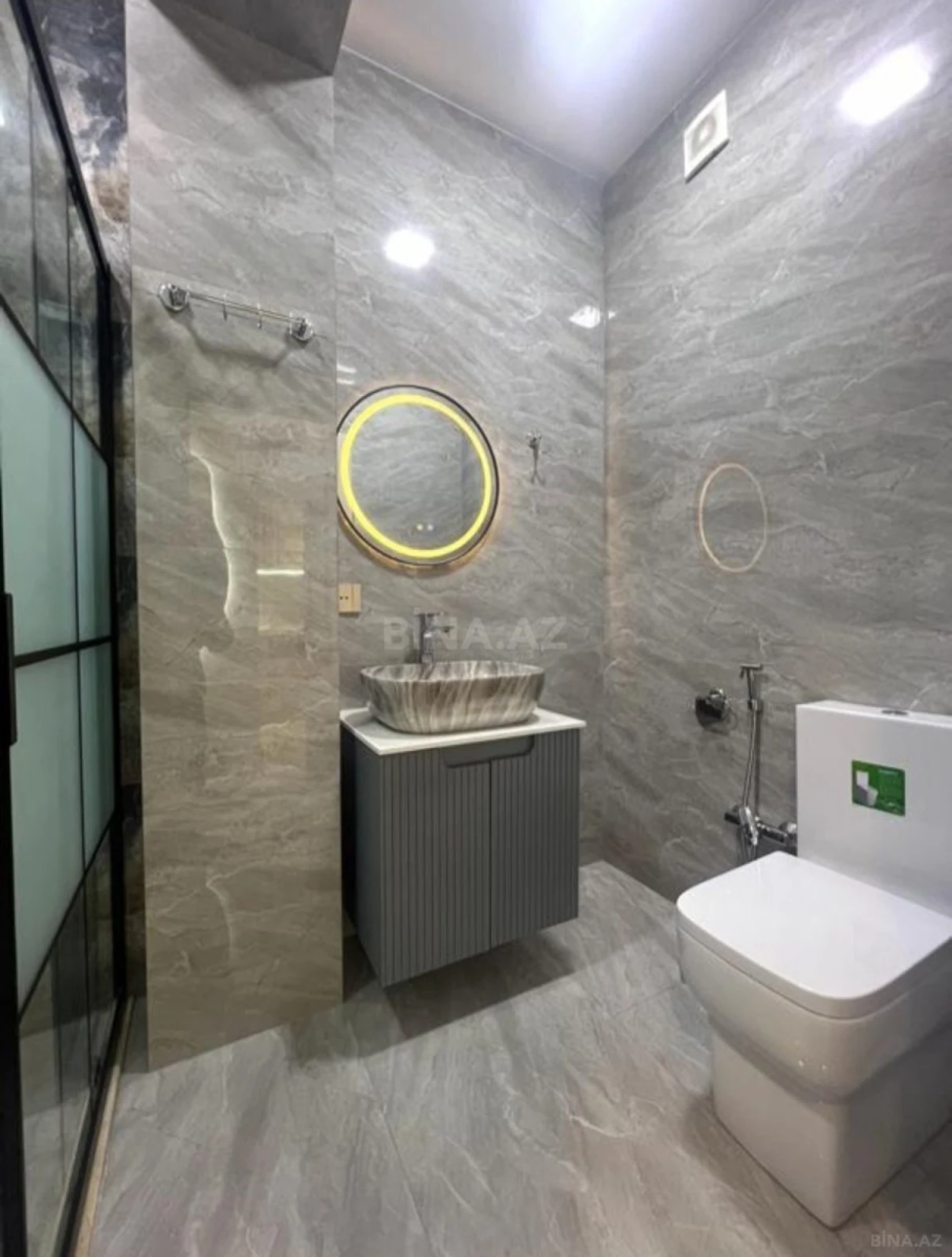 Satılır 3 otaqlı mənzil 86 m²