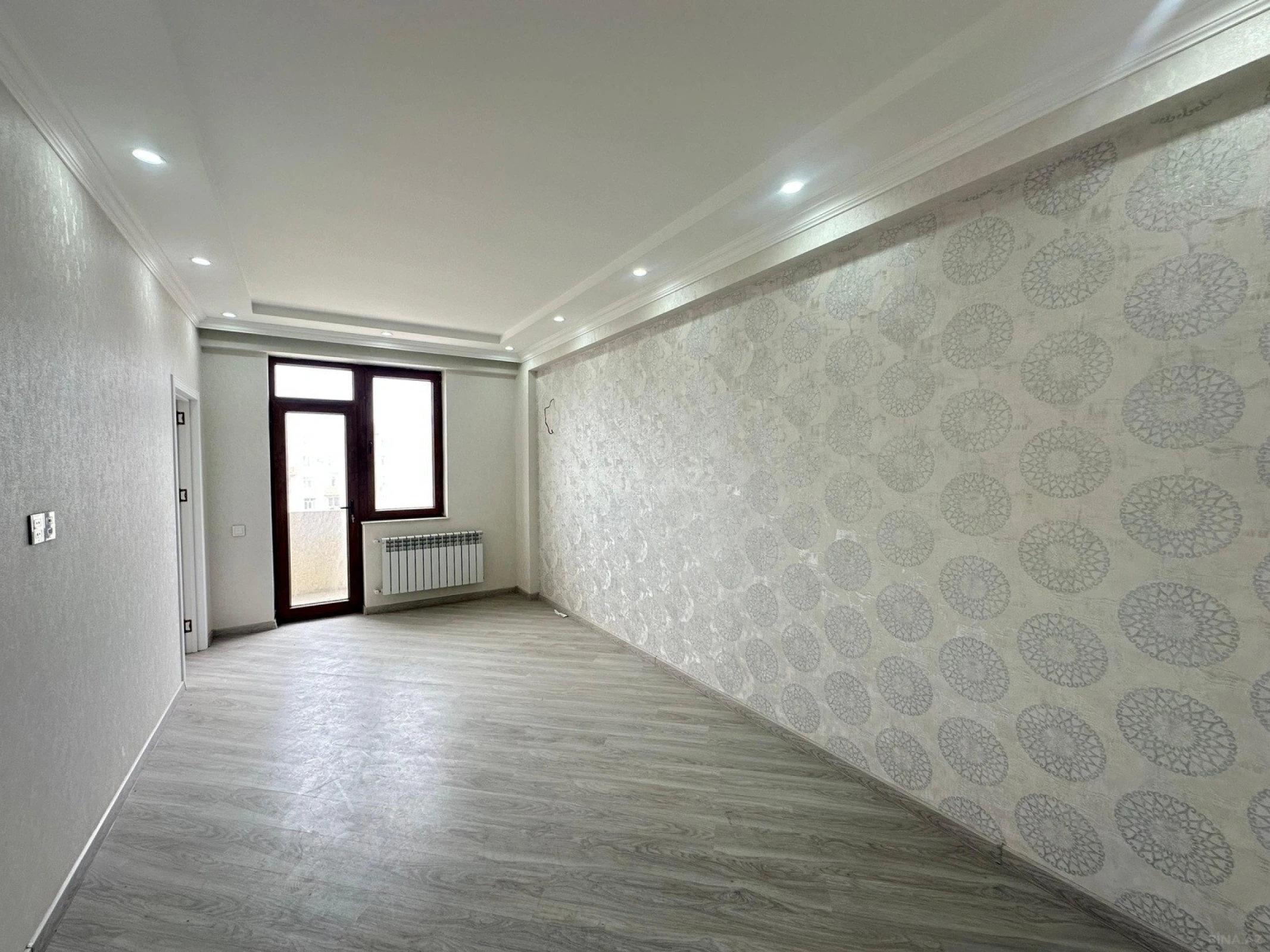 Satılır 3 otaqlı mənzil 79.5 m²