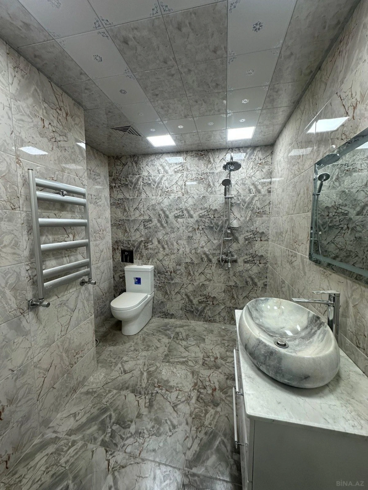 Satılır 3 otaqlı mənzil 79.5 m²