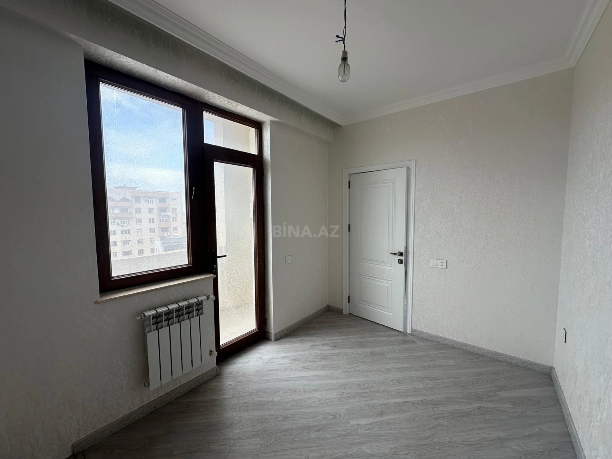 Satılır 3 otaqlı mənzil 79.5 m²