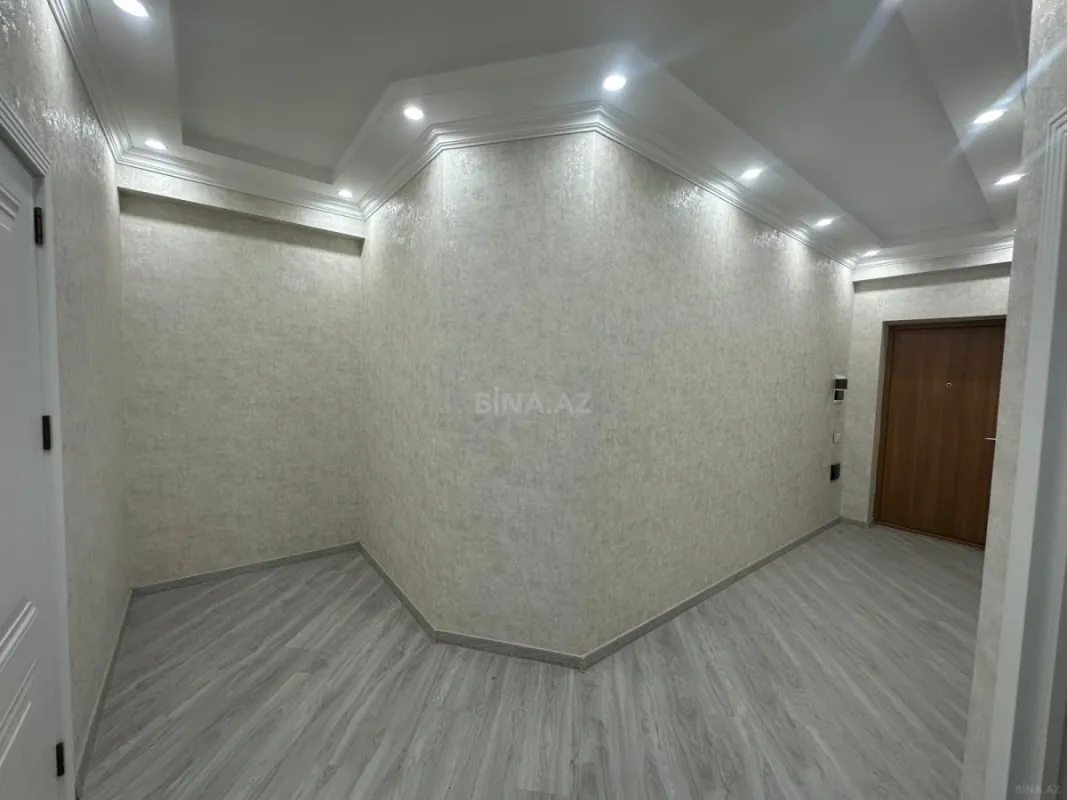 Satılır 3 otaqlı mənzil 79.5 m²