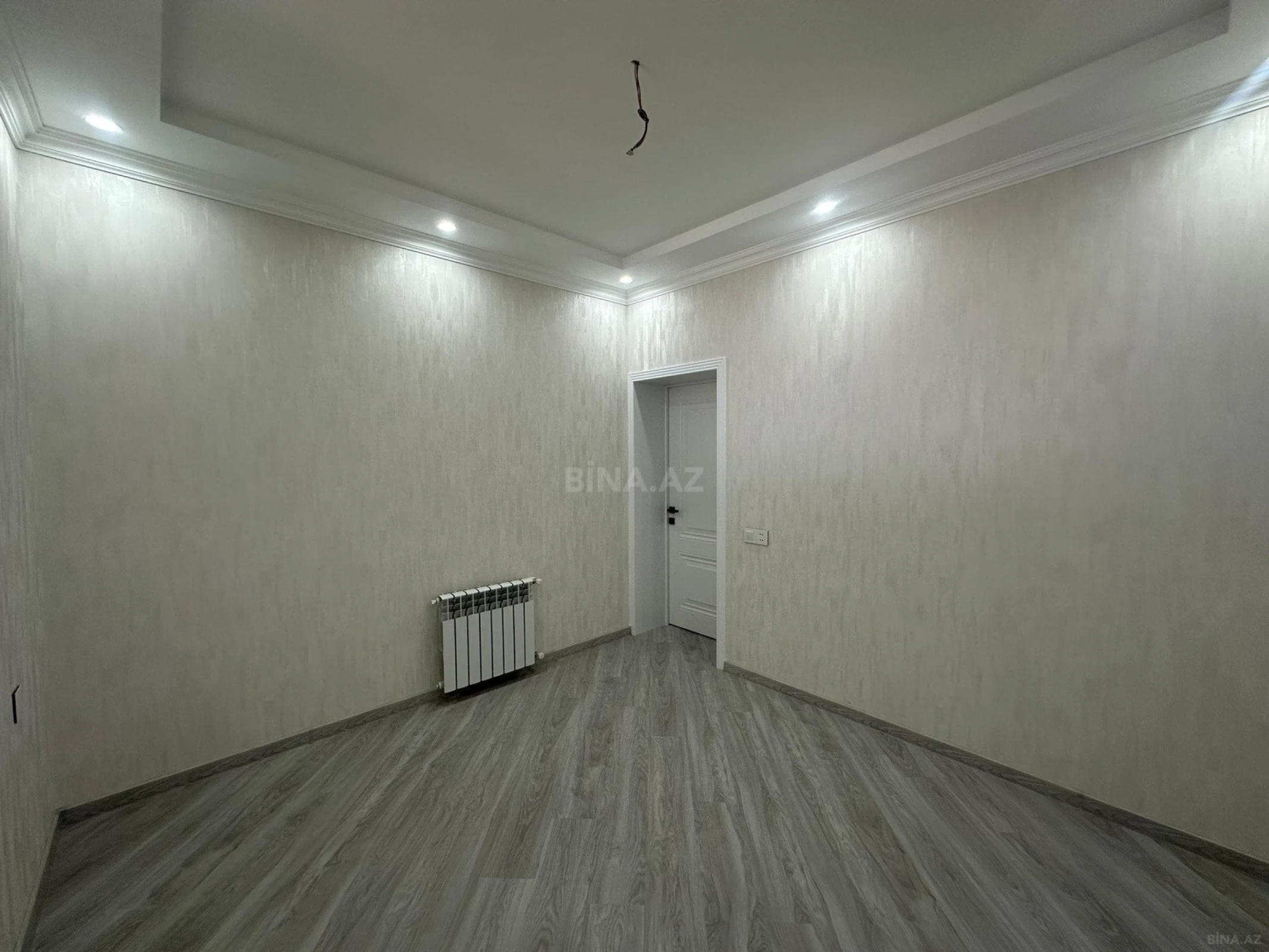 Satılır 3 otaqlı mənzil 79.5 m²
