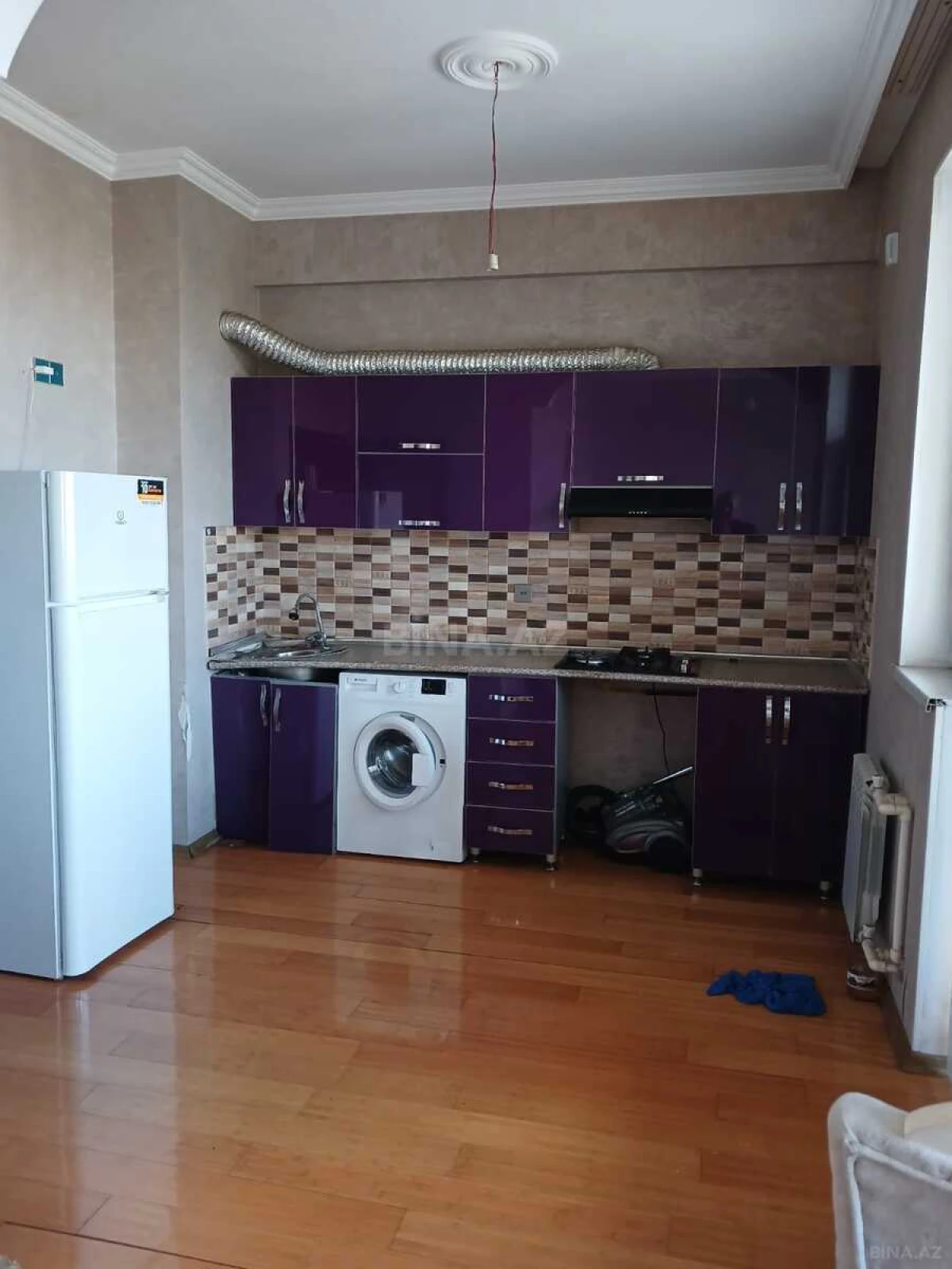 Kirayə verilir 2 otaqlı mənzil 52 m²