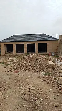 Satılır 6 otaqlı həyət evi 300 m²