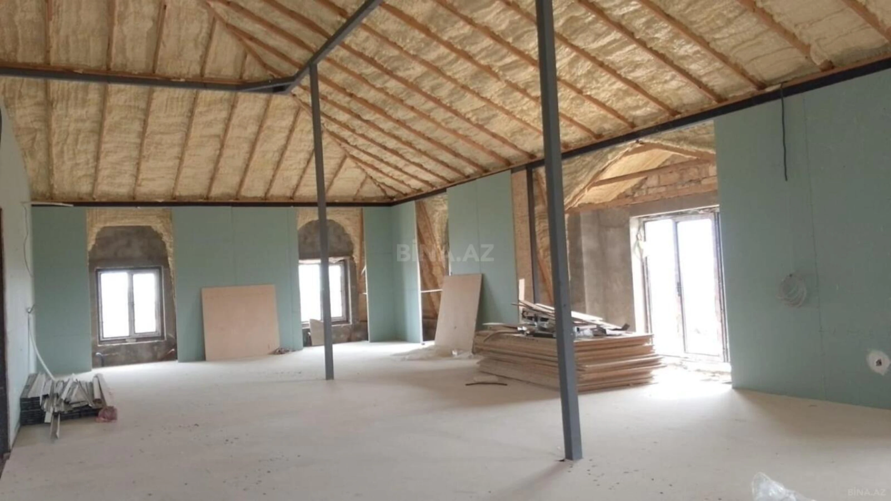 Satılır 6 otaqlı həyət evi 300 m²