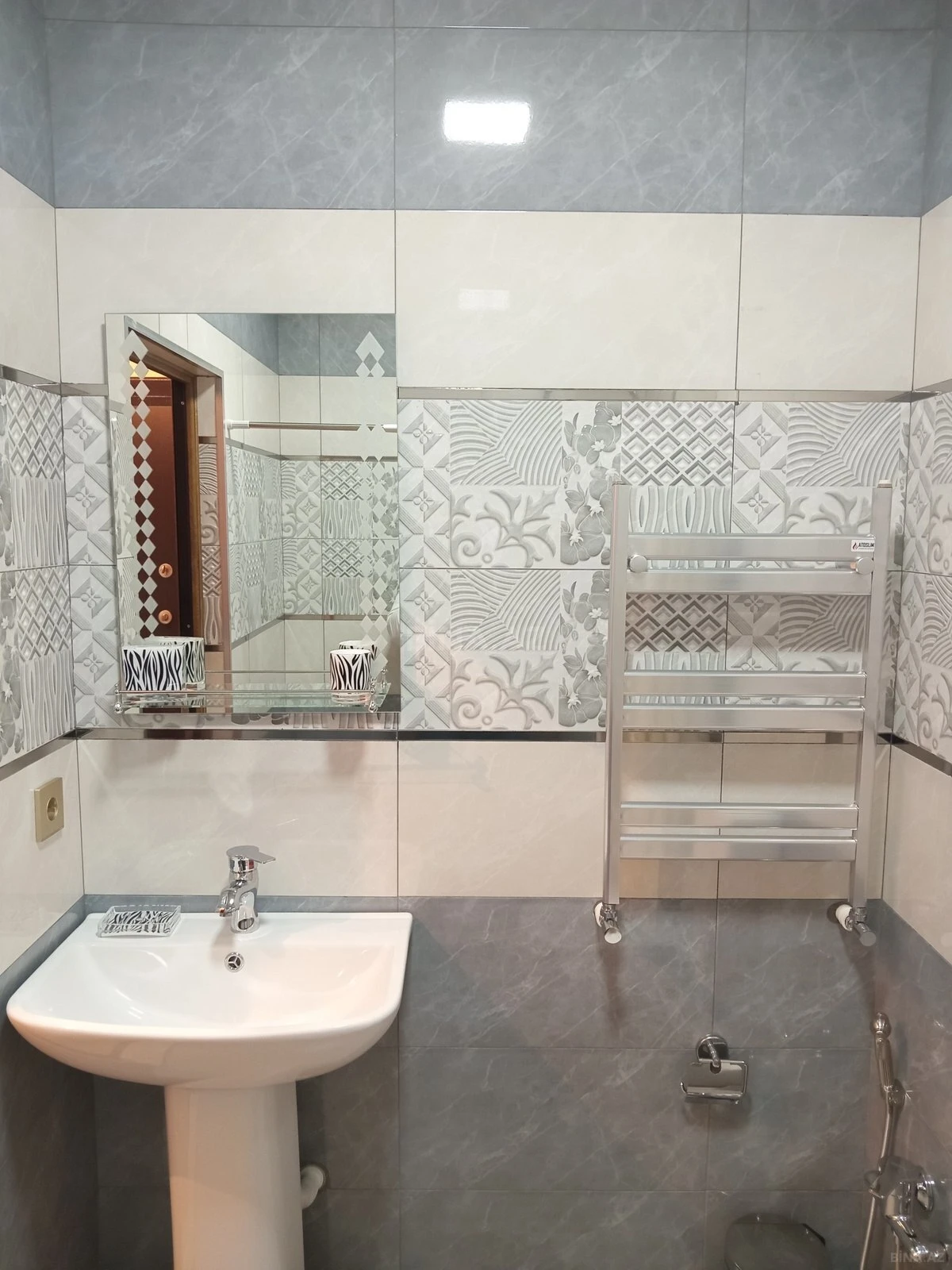 Satılır 1 otaqlı mənzil 34 m²