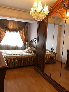 Kirayə verilir 3 otaqlı mənzil 98 m²
