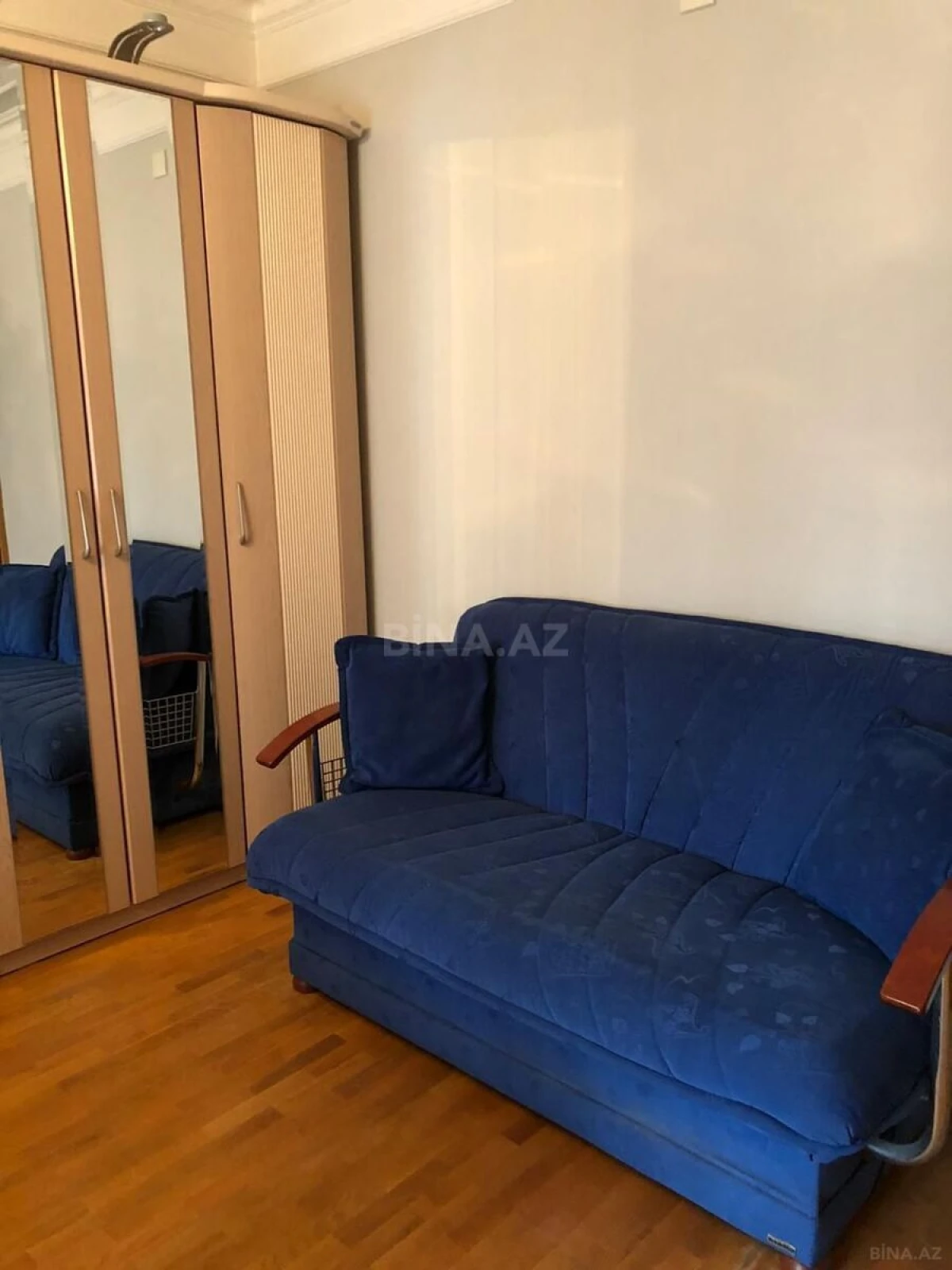 Kirayə verilir 3 otaqlı mənzil 98 m²