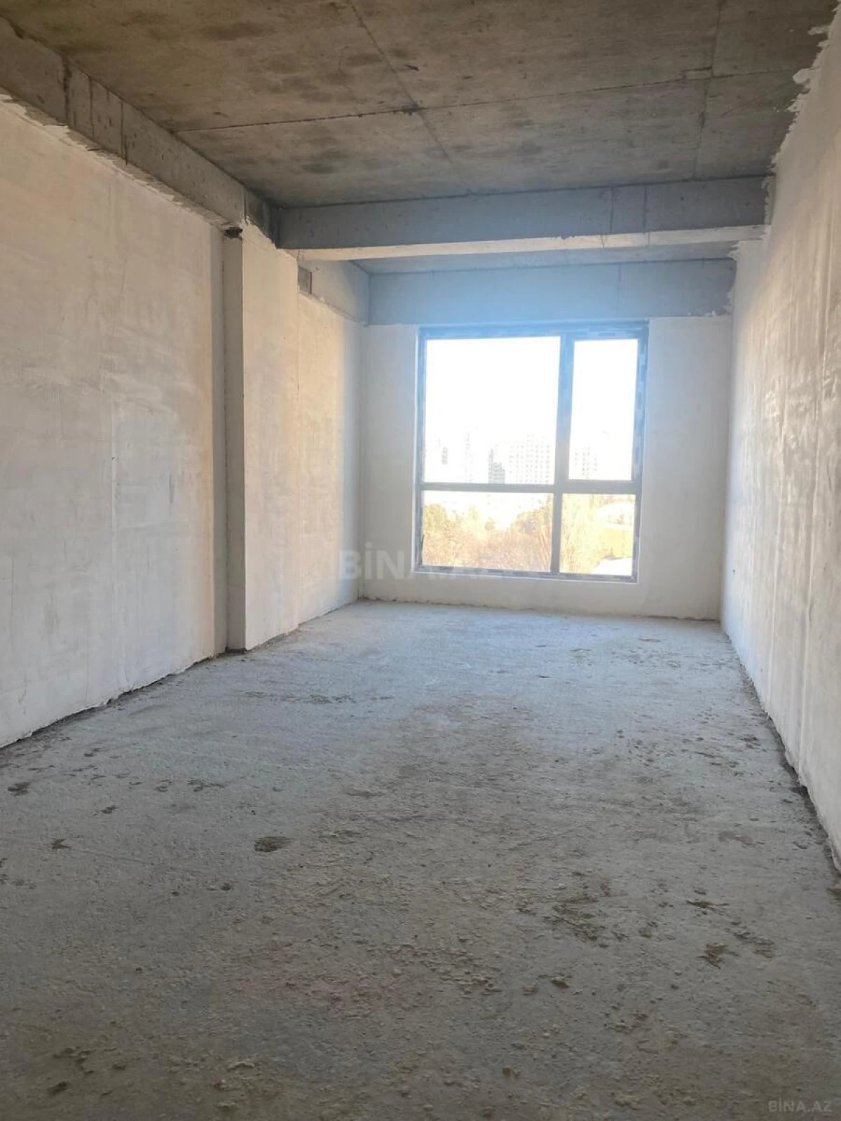 Satılır 3 otaqlı mənzil 167 m²