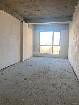 Satılır 3 otaqlı mənzil 167 m²