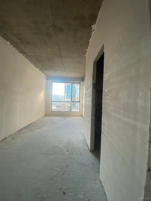 Satılır 3 otaqlı mənzil 167 m²