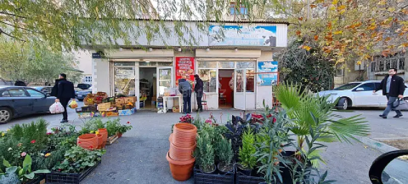 Kirayə verilir obyekt 80 m² — Bakı 80.00 m²