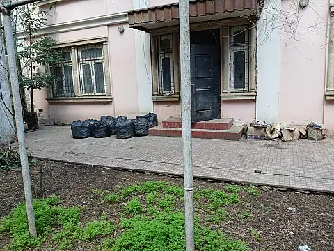 Kirayə verilir obyekt 555 m²