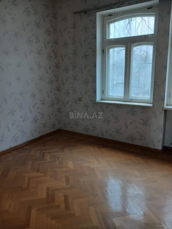 Kirayə verilir obyekt 555 m²