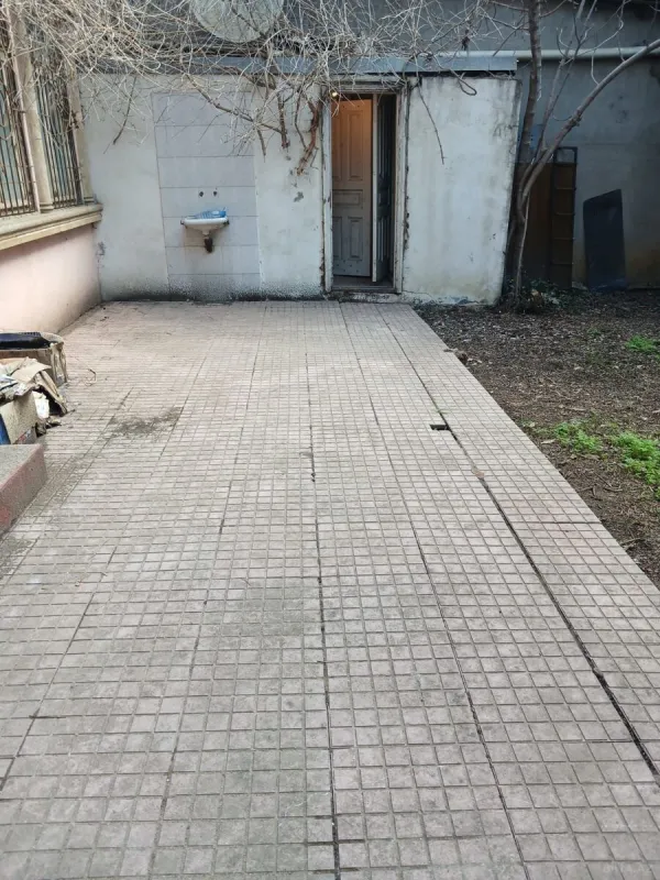 Kirayə verilir obyekt 555 m²