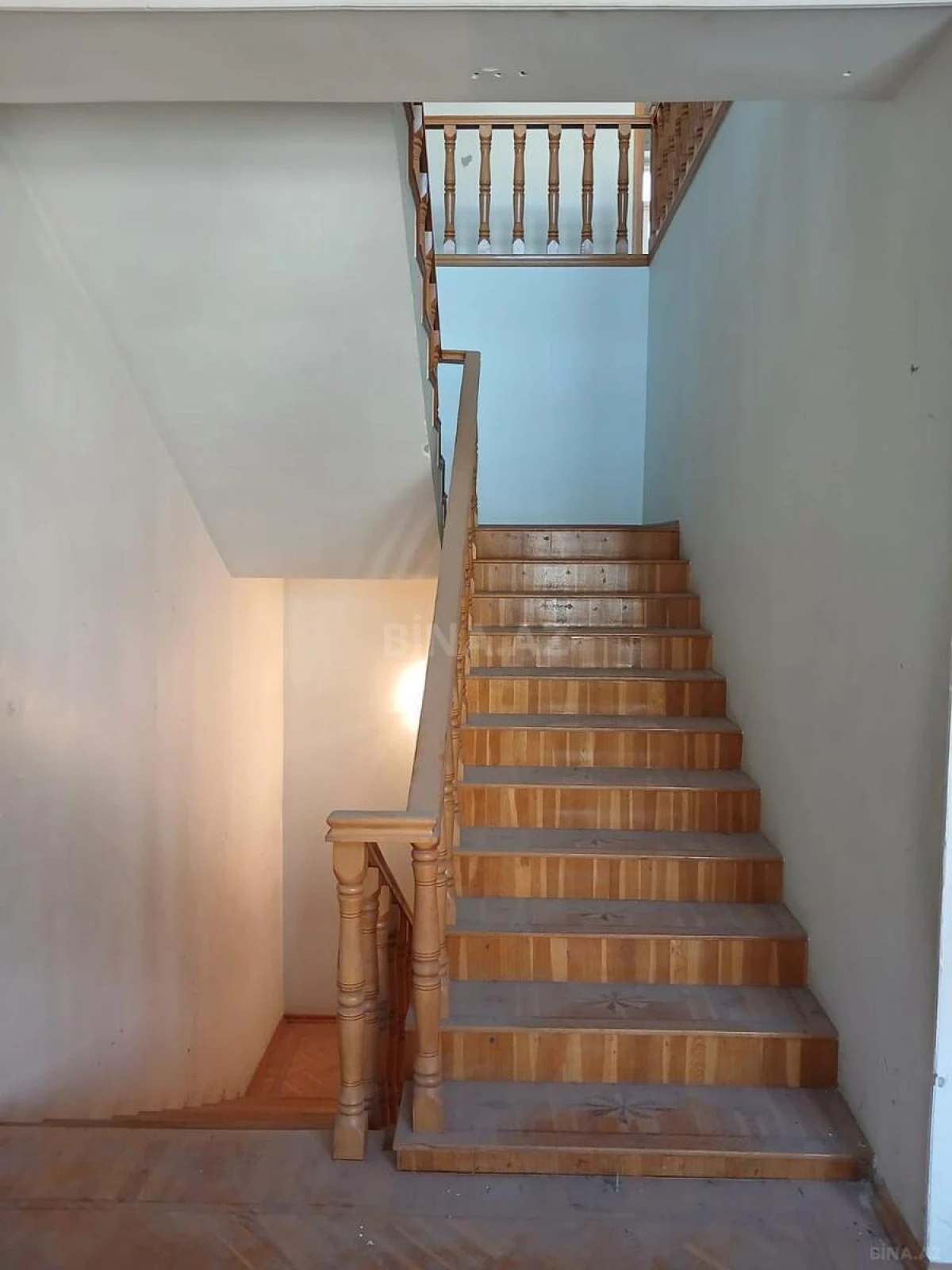 Kirayə verilir obyekt 555 m²