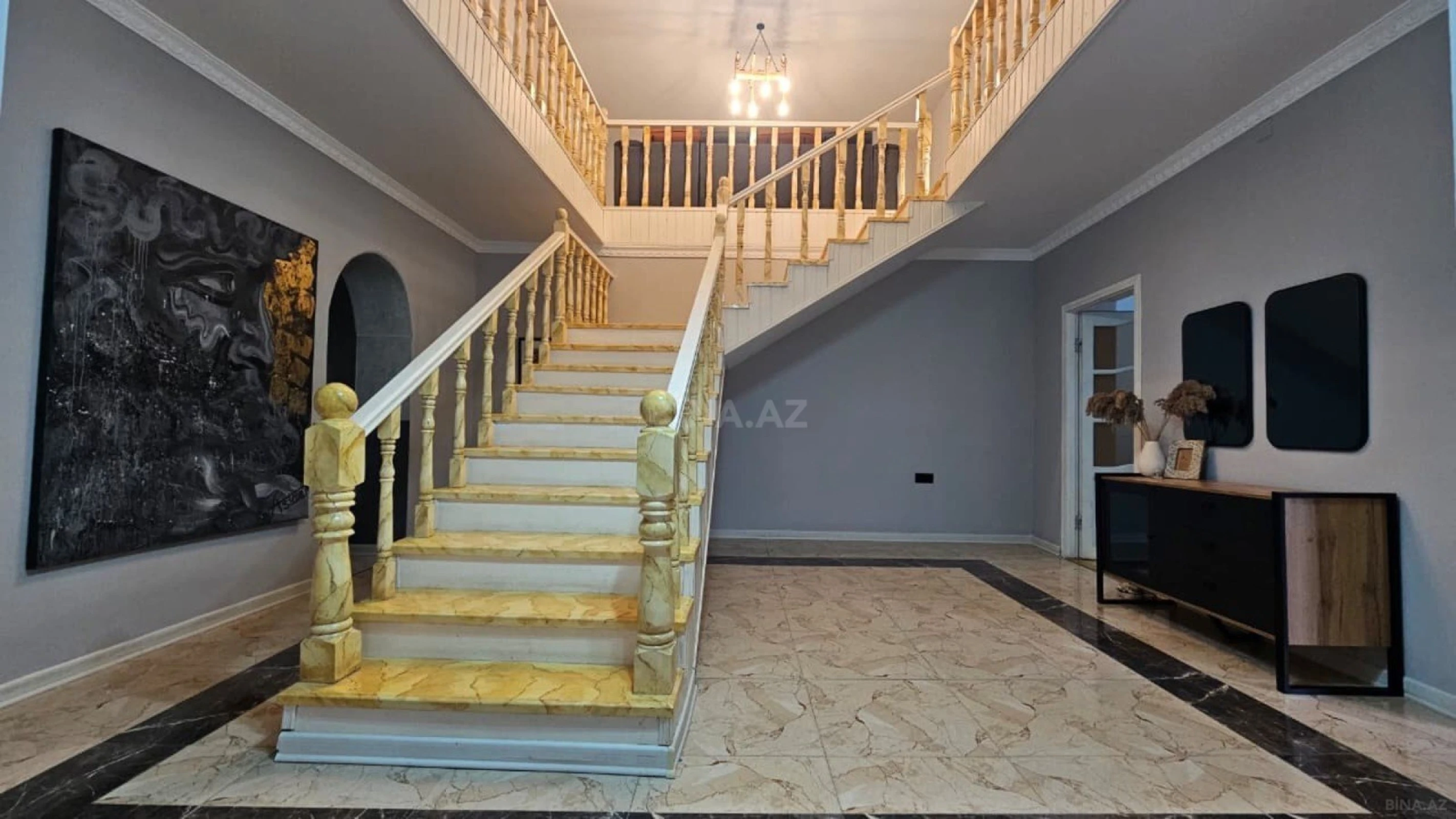 Kirayə verilir 8 otaqlı ofis 400 m²