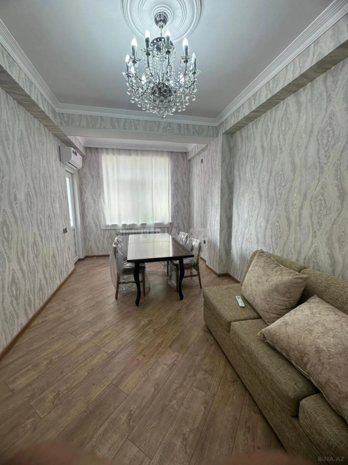 Kirayə verilir 2 otaqlı mənzil 65 m²