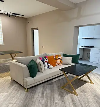 Satılır 3 otaqlı mənzil 105 m²