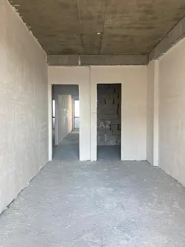 Satılır 4 otaqlı mənzil 177 m²