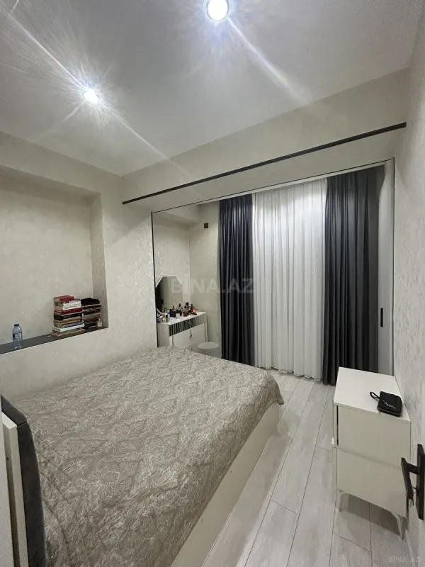Kirayə verilir 2 otaqlı mənzil 62 m²