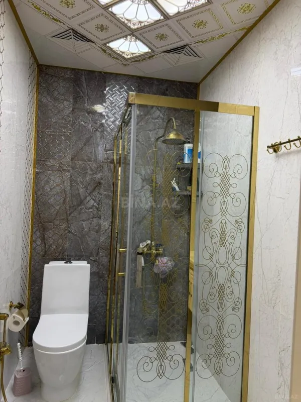 Satılır 4 otaqlı mənzil 161 m²