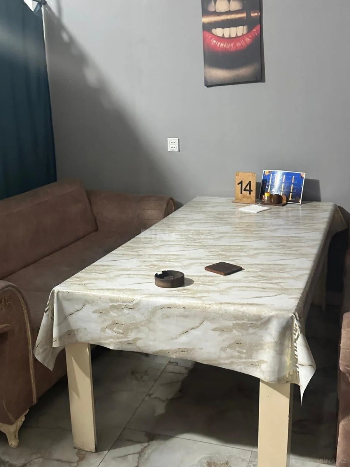 Satılır obyekt 248 m²