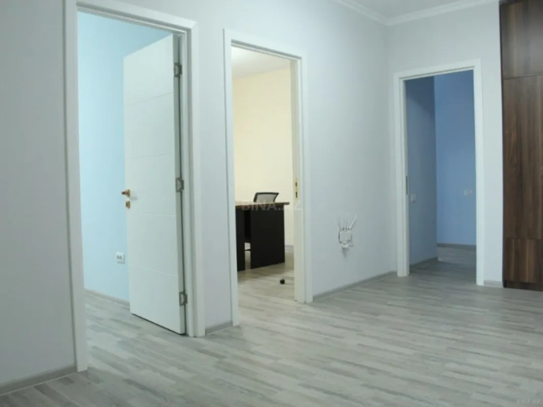 Kirayə verilir 4 otaqlı ofis 177 m²