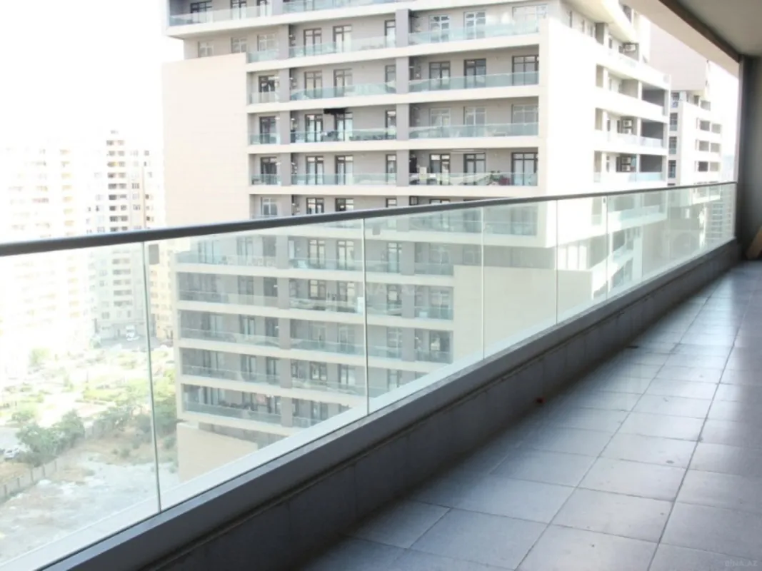 Kirayə verilir 4 otaqlı ofis 177 m²