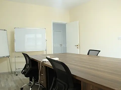 Kirayə verilir 4 otaqlı ofis 177 m²