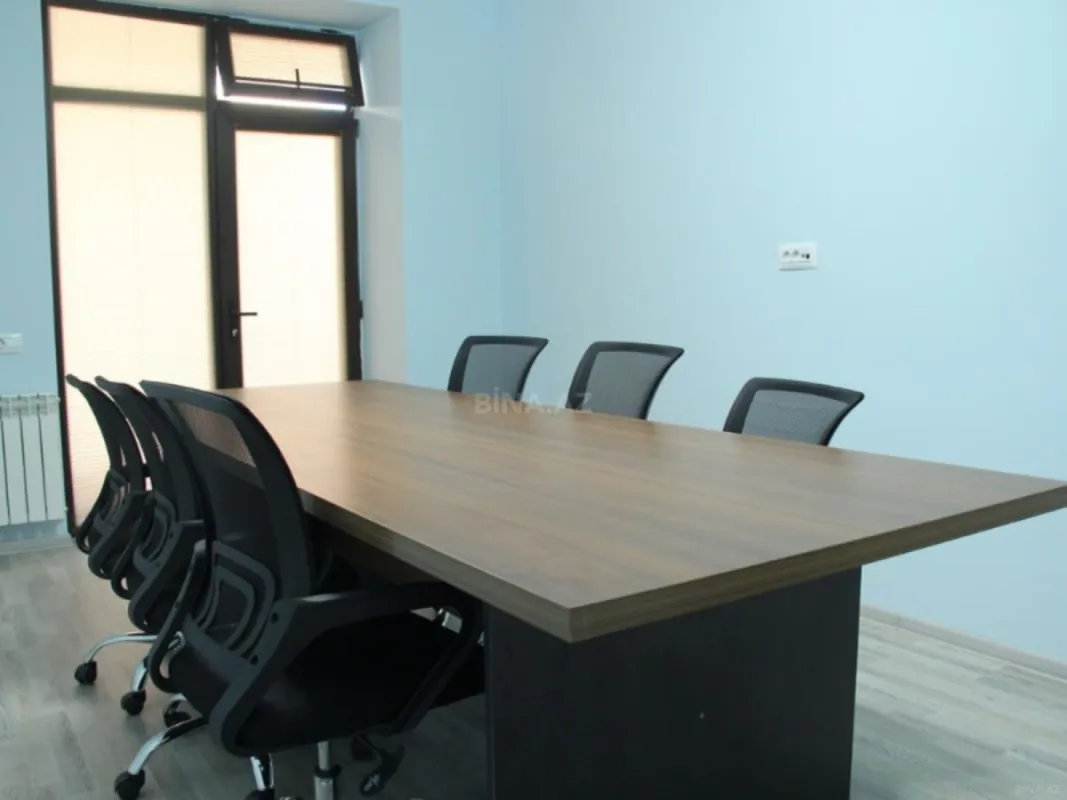 Kirayə verilir 4 otaqlı ofis 177 m²