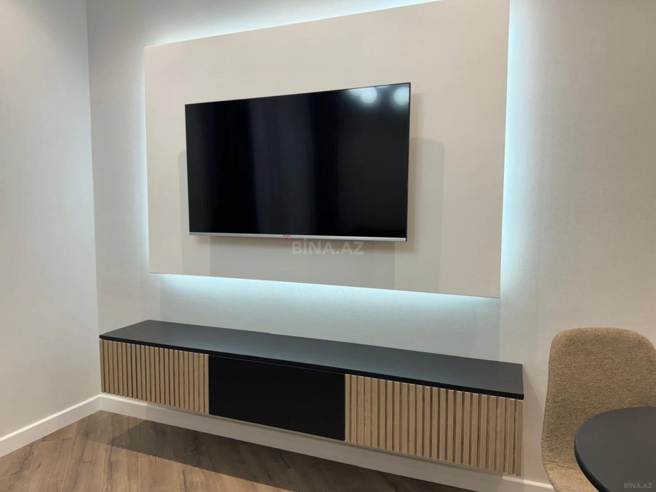 Kirayə verilir 2 otaqlı mənzil 55 m²