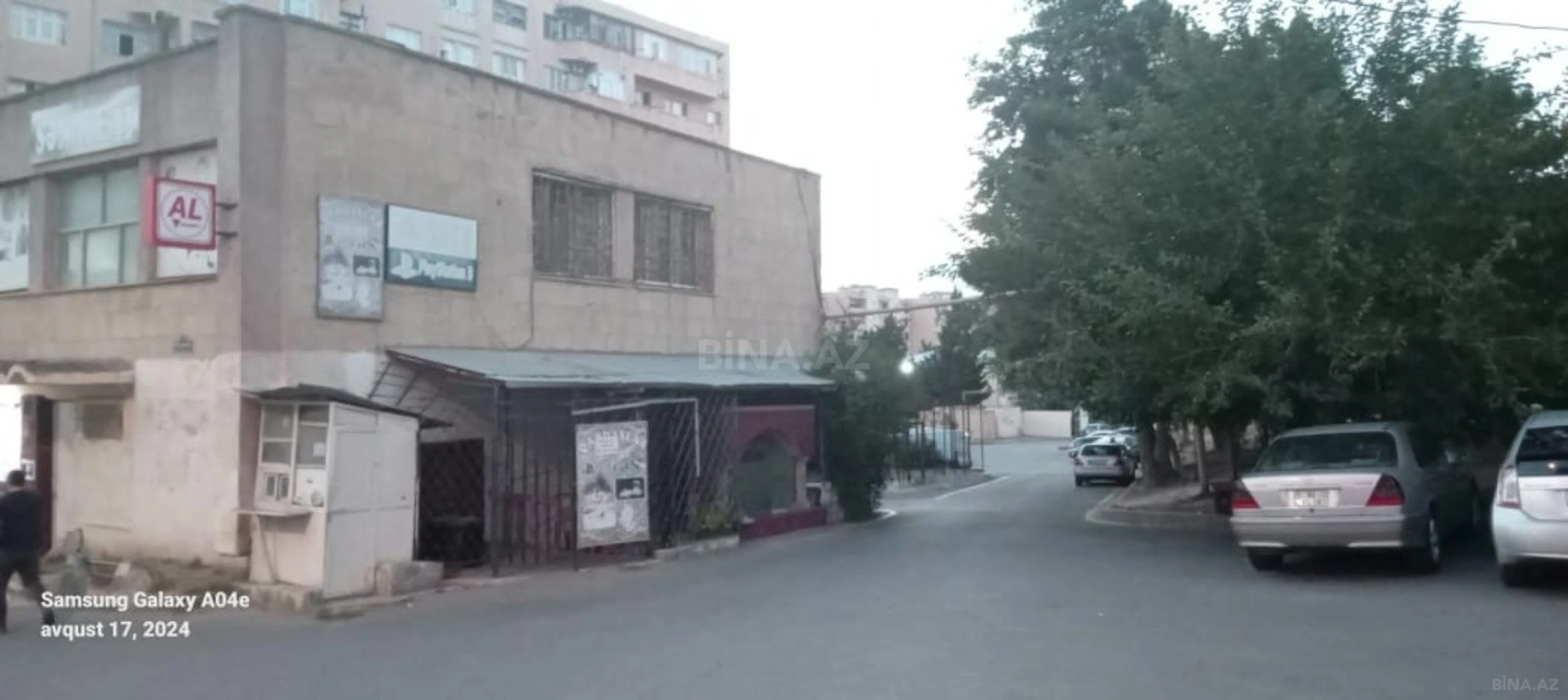 Satılır obyekt 310 m²