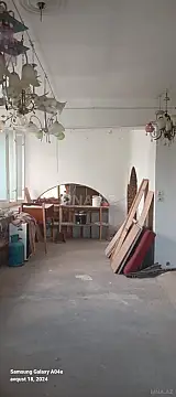 Satılır obyekt 310 m²