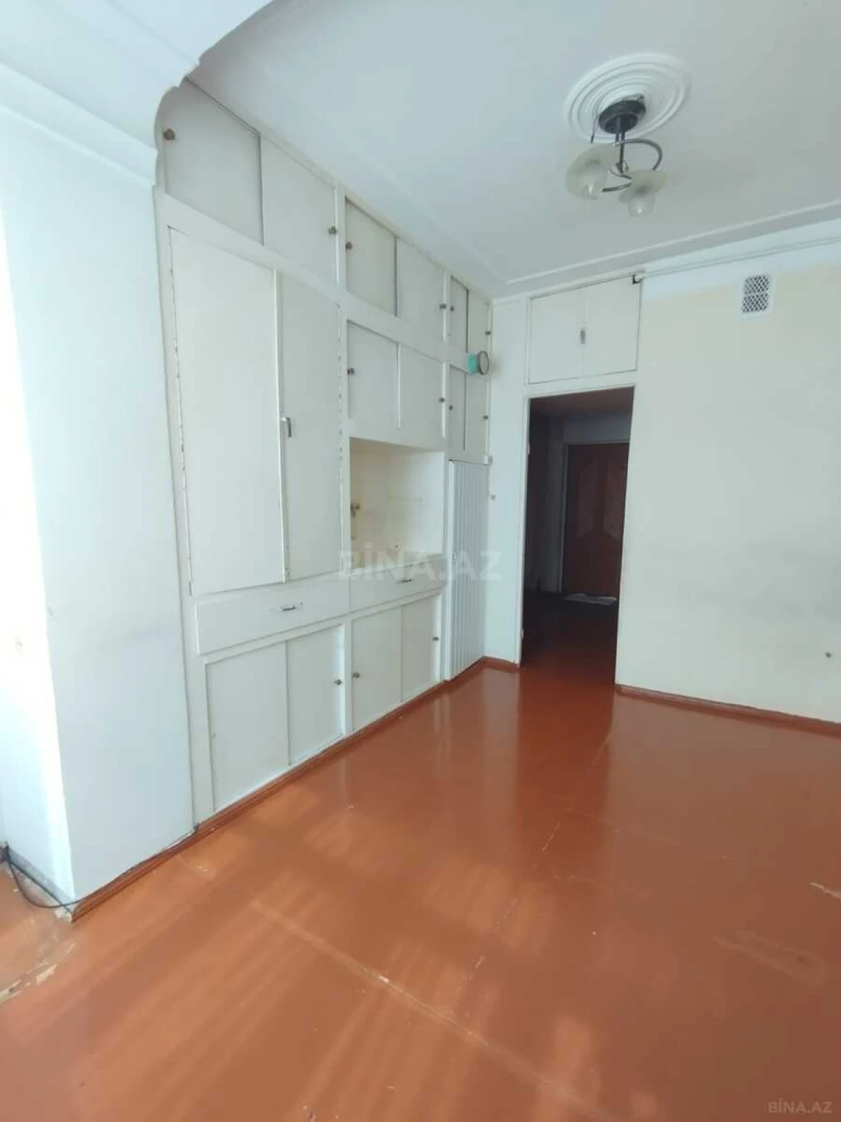 Kirayə verilir 2 otaqlı mənzil 56 m²