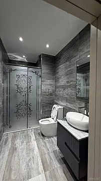 Satılır 4 otaqlı mənzil 247 m²