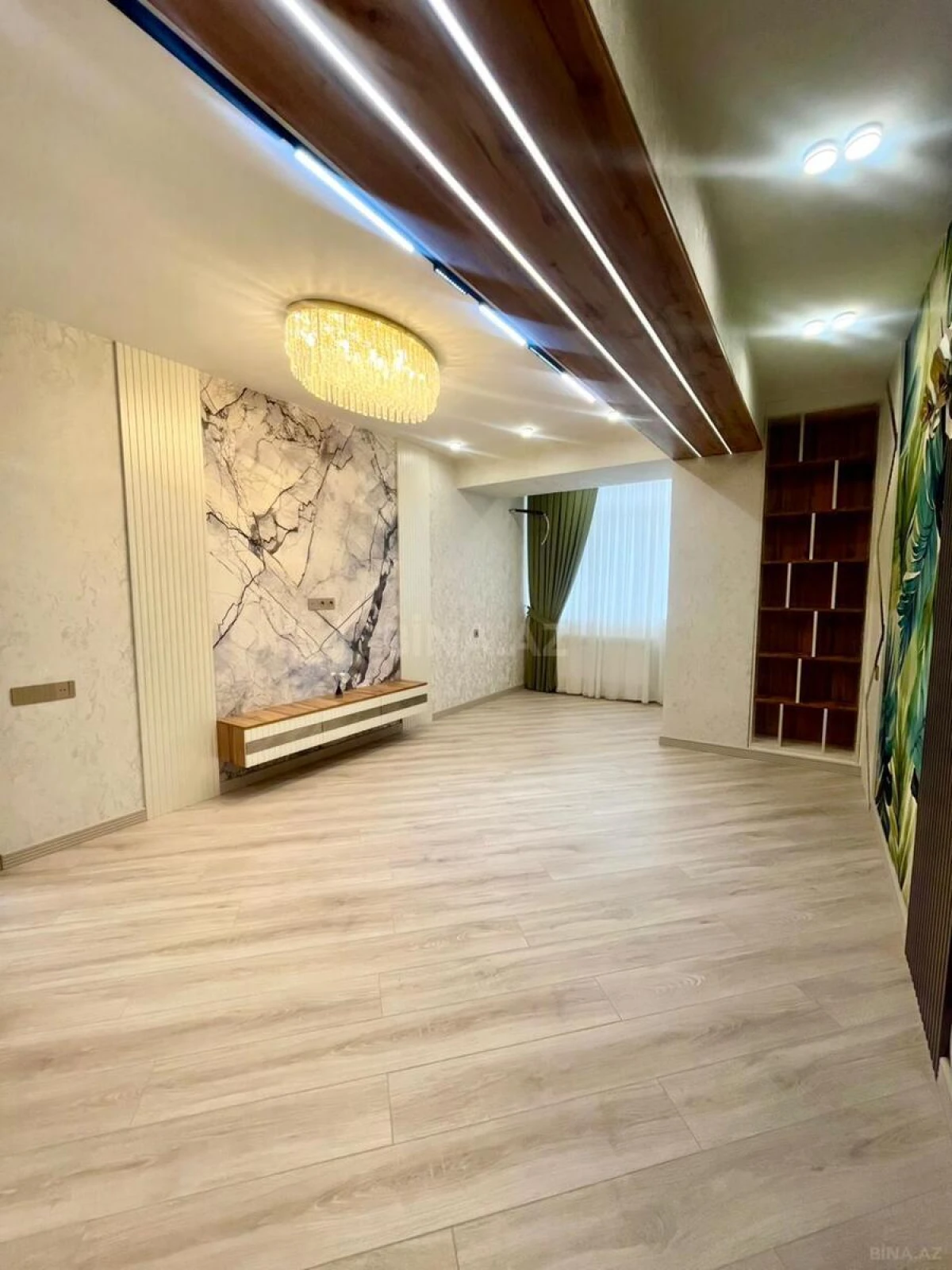 Satılır 3 otaqlı mənzil 110 m²