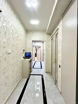 Satılır 3 otaqlı mənzil 110 m²