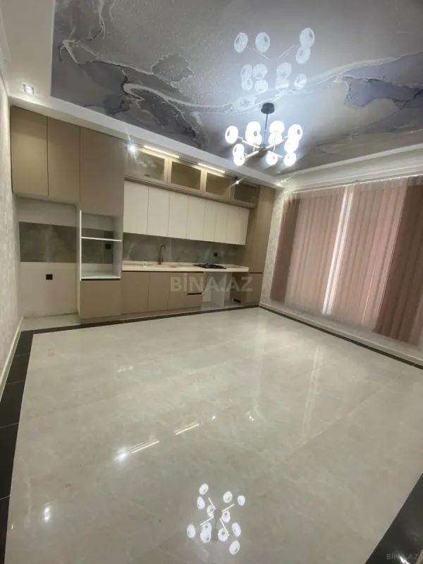 Satılır 5 otaqlı həyət evi 216 m²