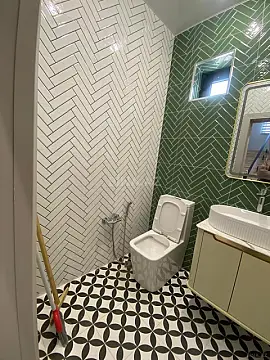 Satılır 5 otaqlı həyət evi 216 m²