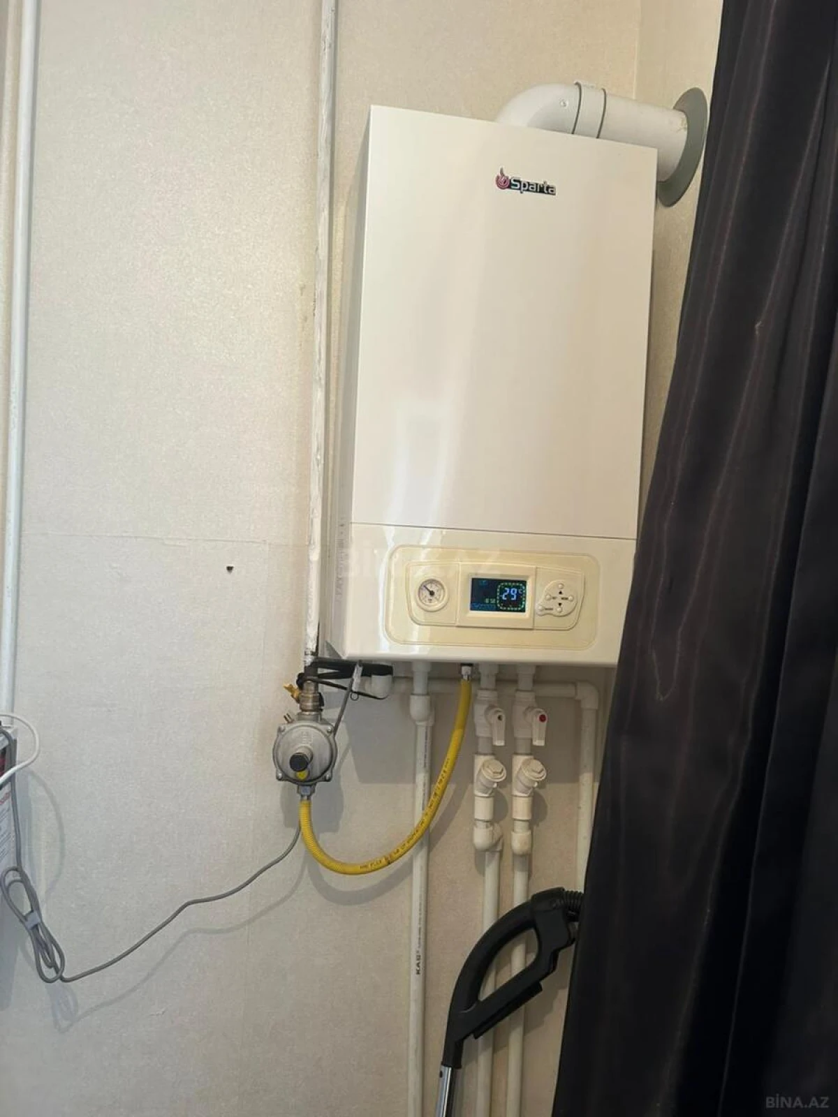 Satılır 2 otaqlı mənzil 66 m²