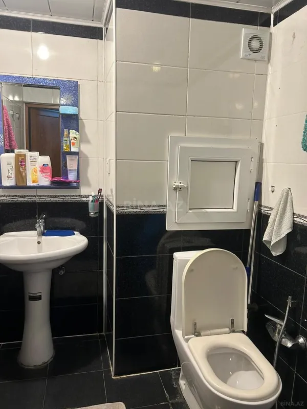 Satılır 2 otaqlı mənzil 66 m²